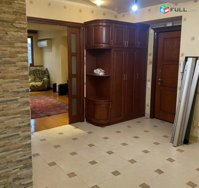 Կոդ MH175  Քաջազնունի փողոց  3 սեն. բնակարան / for rent Kajaznuni st