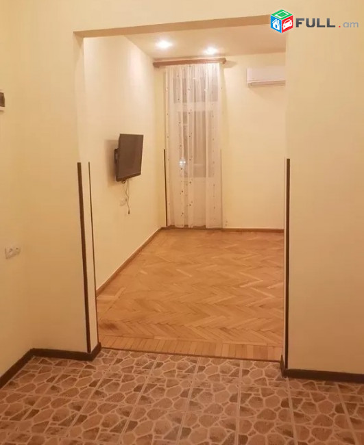Կոդ MH245  Տիգրան Մեծ փողոց 3 սեն. բնակարան / for rent Tigran Mets st.