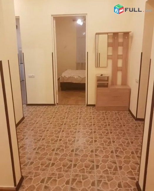 Կոդ MH245  Տիգրան Մեծ փողոց 3 սեն. բնակարան / for rent Tigran Mets st.