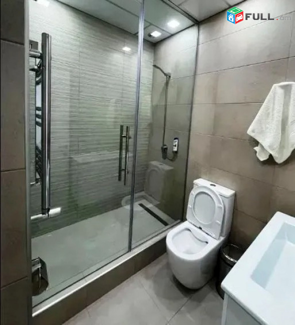 Կոդ LK305  Արգիշտի նորակառույց 3 սեն. բնակարան / for rent Argishti st