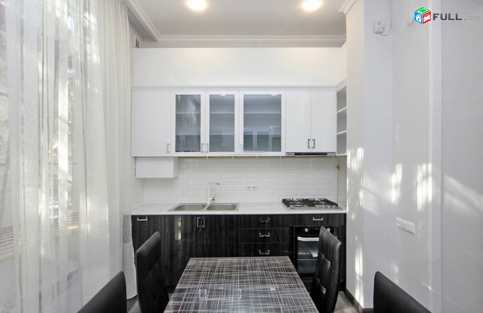 Կոդ LK364  Տերյան նորակառույց 3 սեն. բնակարան / for rent Teryan st