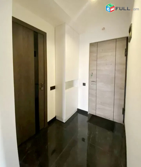 Կոդ LK511  Սարյան փողոց 3 սեն. բնակարան / for rent Saryan st