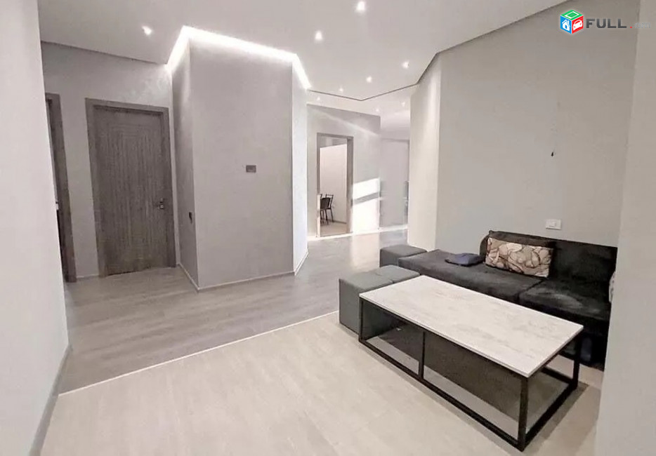 Կոդ PL224  Ազատության պողոտա 4 սեն. բնակարան / for rent Azatutyan ave.