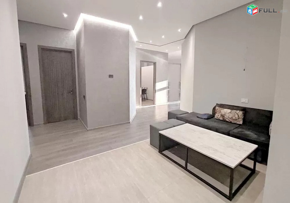 Կոդ PL224  Ազատության պողոտա 4 սեն. բնակարան / for rent Azatutyan ave.