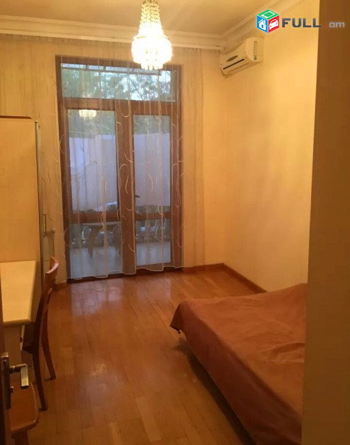 Կոդ MM0542  Սարյան փողոց 3 սեն. բնակարան / for rent Saryan st.