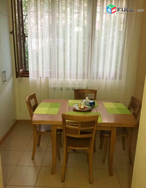 Կոդ MM0542  Սարյան փողոց 3 սեն. բնակարան / for rent Saryan st.