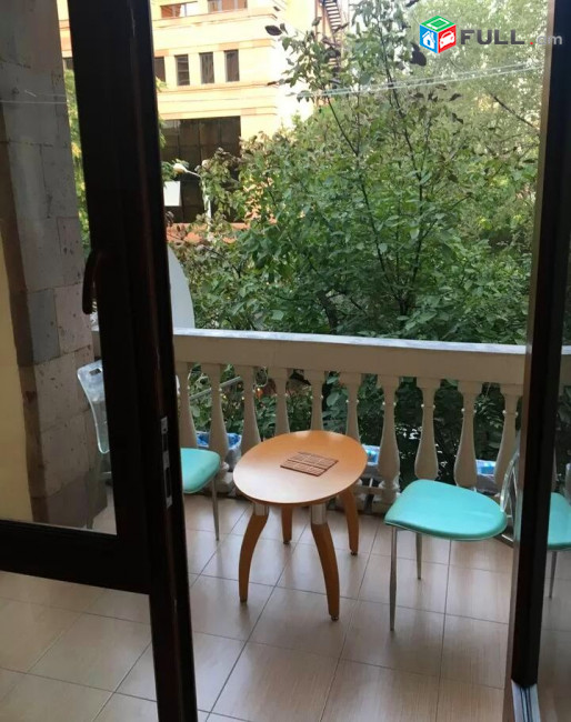 Կոդ MM0542  Սարյան փողոց 3 սեն. բնակարան / for rent Saryan st.