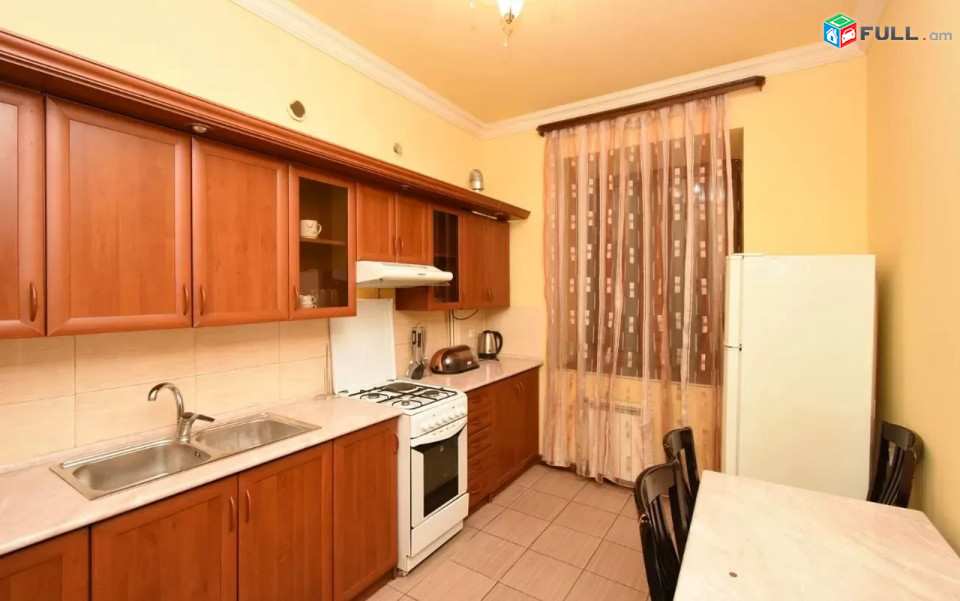 Կոդ 2121213  Բյուզանդ փողոց 3 սեն. բնակարան / for rent Byuzand st