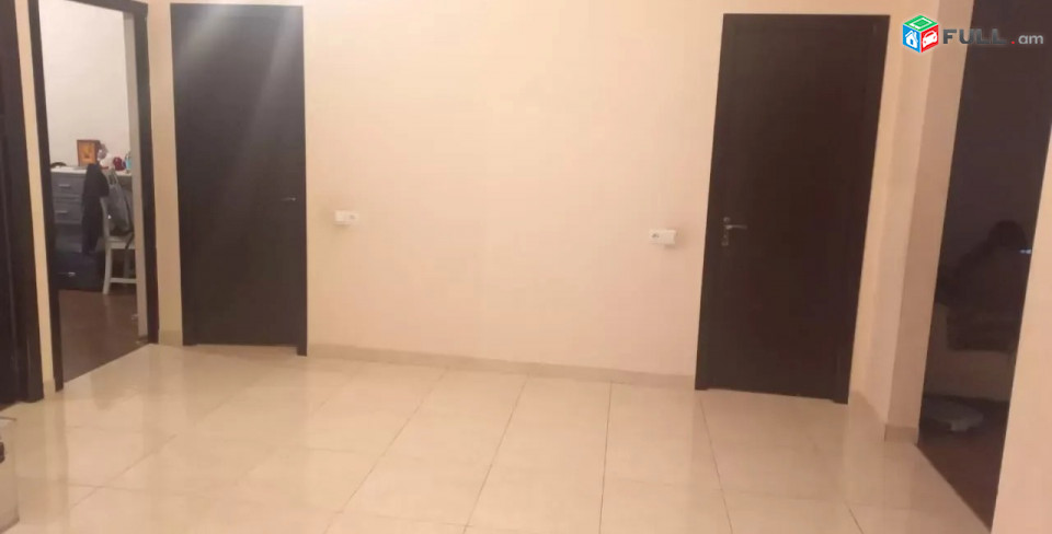 Կոդ FH59  Ադոնց նորակառույց 3 սեն. բնակարան / for rent Adonc st