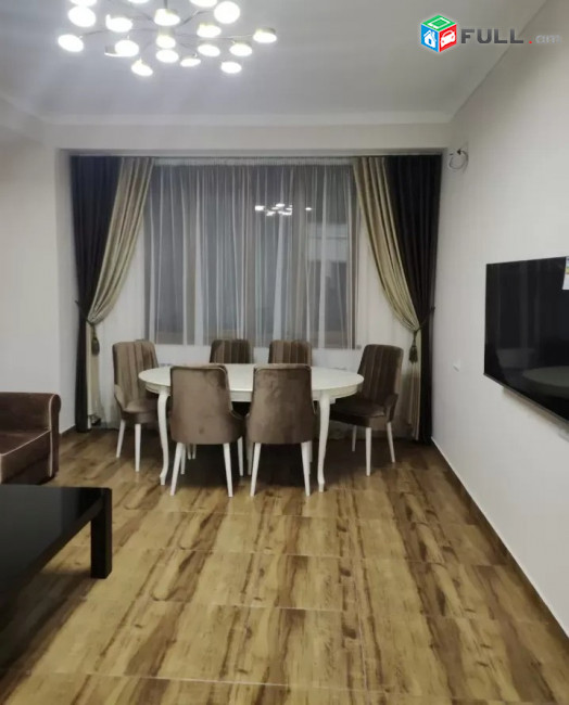 Կոդ FH210  Ադոնց նորակառույց 3 սեն. բնակարան / for rent Adonc st.