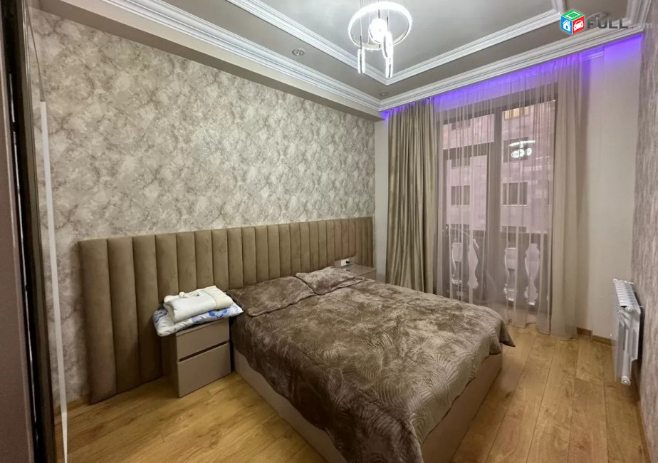 Կոդ FH305  Ադոնց նորակառույց 3 սեն. բնակարան / for rent Adonc st