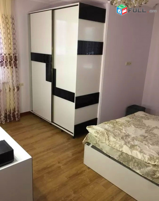 Կոդ V0182  Պուշկին Սարյան խաչմերուկ 4 սեն. բնակարան 