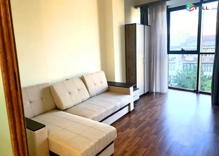 Կոդ V01247  Սայաթ Նովա պողոտա  3 սեն. բնակարան 