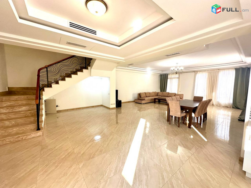 Կոդ 0055398  Երկու հարկանի քարե թաունհաուզ, Վահագնի Թաղամաս Աջափնյակում, 185 ք.մ.