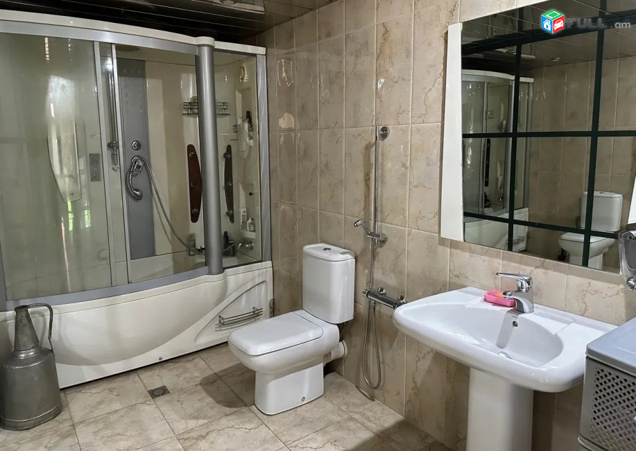 Կոդ KM8131  Տերյան փողոց 5 սեն. բնակարան 