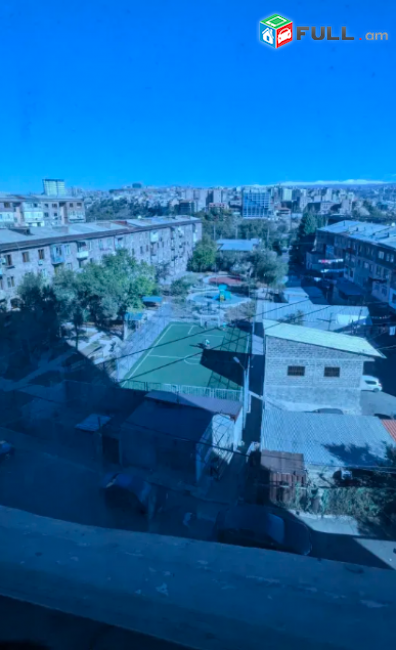 Վաճառվում է բնակարան Աջափնյակ վարչական շրջանում,  Հալաբյան փողոց Համալիրի հարևանությամբ, 1սենյակ, 40քմ, 12/6հարկ,