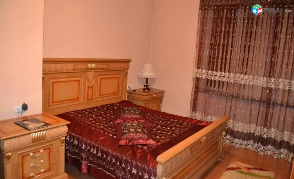 3 սենյականոց բնակարան Պարոնյան փողոցում