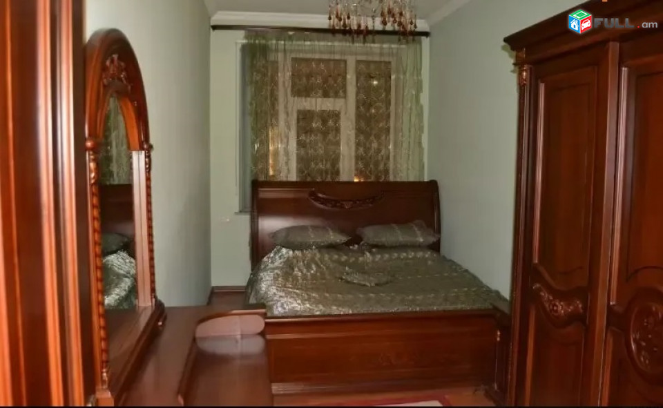 3 սենյականոց բնակարան Պարոնյան փողոցում