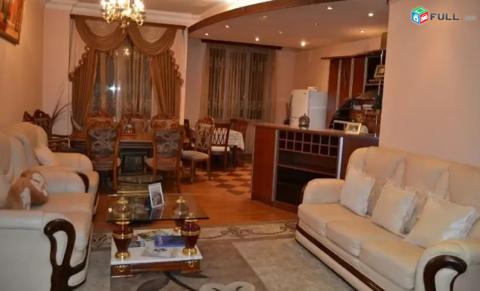 3 սենյականոց բնակարան Պարոնյան փողոցում