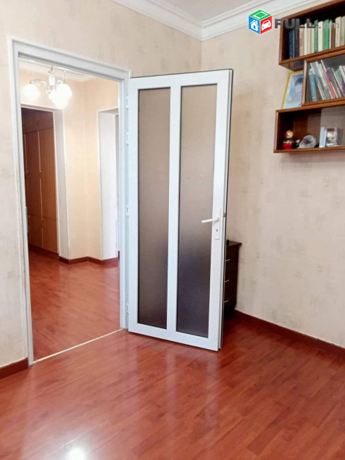 AV0209 Վարձով է տրվում 2 սենյականոց բնակարան Բրյուսովի թաղամասում,Ավանում