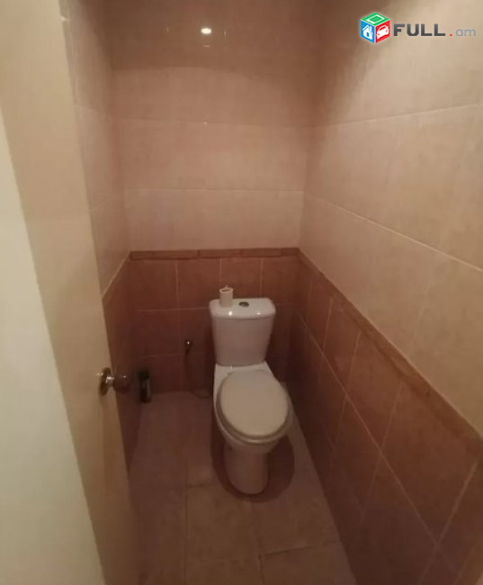 AV0544 Վարձով է տրվում կոմերցիոն տարածք Վաղարշ Վաղարշյան փողոցում