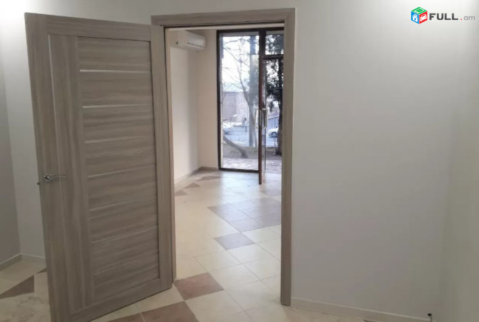 AV0754 Վարձով է տրվում կոմերցիոն տարածք Մարշալ Բաղրամյանի պողոտայում