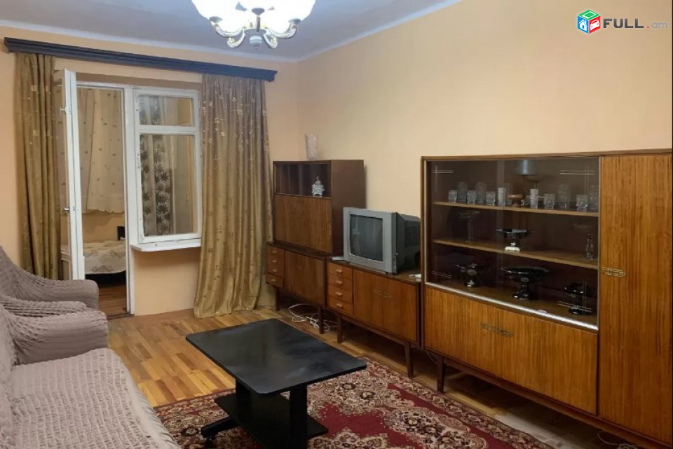 AV1050 Վարձով է տրվում 2 սենյականոց բնակարան Հովսեփ Էմինի փողոցում