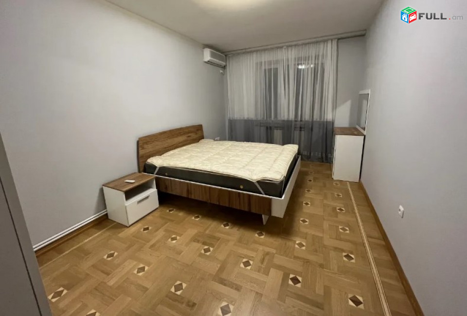AV05726 Վարձով է տրվում 3 սենյականոց բնակարան Թումանյան փողոցում