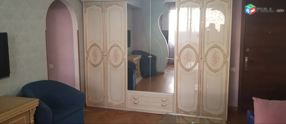 Vardzov bnakaran kentronum, վարձով բնակարան կենտրոնում