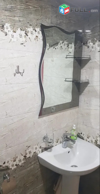Vardzov bnakaran kentronum, վարձով բնակարան կենտրոնում