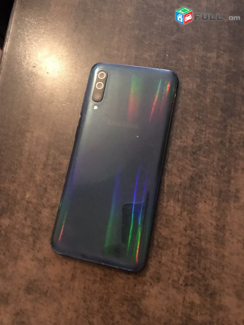 Samsung Galaxy A50, 64 GB 