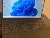 Dell Vostro 3520 i5 - 1235U RAM 8GB SSD 512GB 15.6