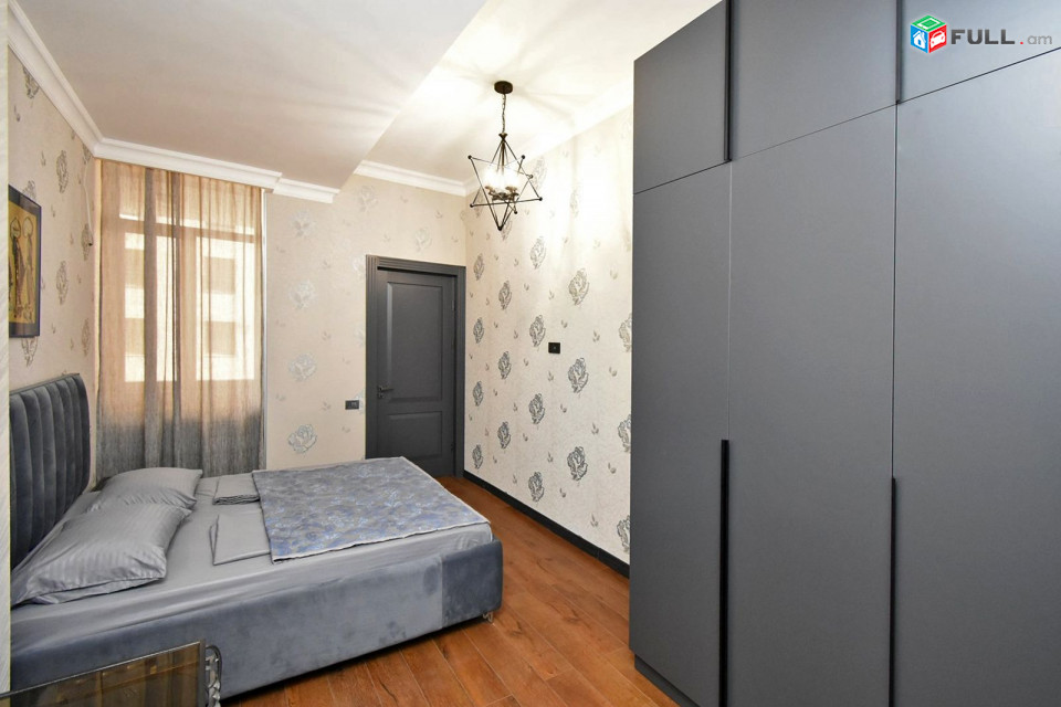 Аренда 3-комн. квартира в новостройке на ул. Арама, 120 кв.м., высокие потолки, несколько балконов