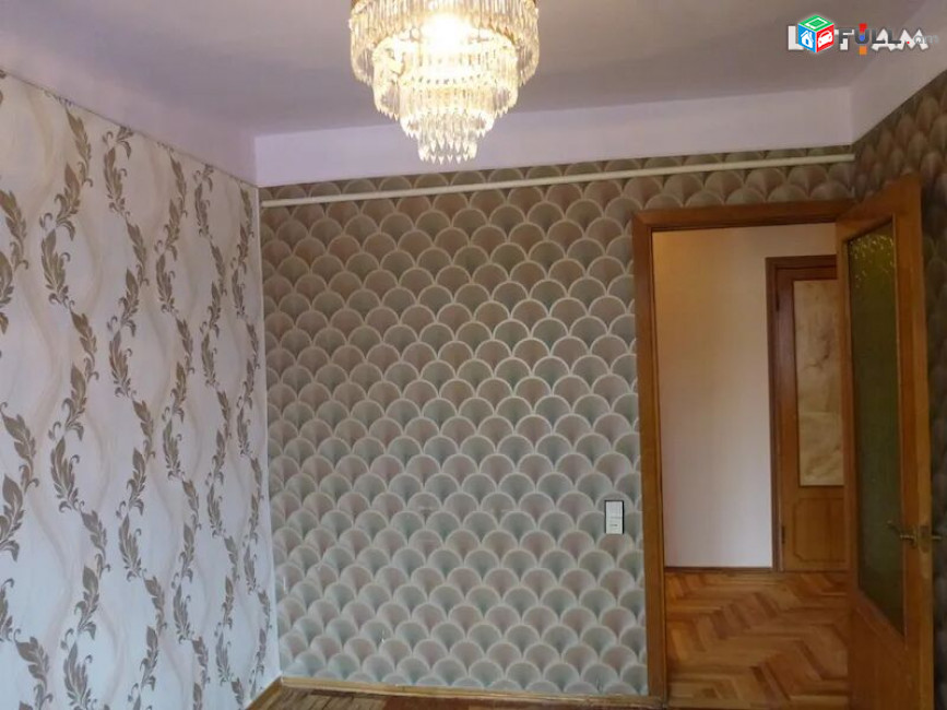 3 սենյականոց բնակարան Մազմանյան փողոցում, 75 ք.մ., 2/5 հարկ, կոսմետիկ վերանորոգում, քարե շենք