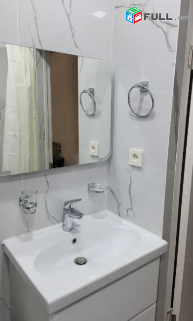 IN0031   Վարձով 2 սենյականոց բնակարան  Գրիբոյեդով փողոցում