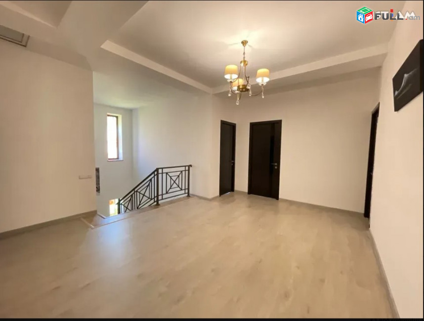 IN0094 Երկու հարկանի քարե տուն, Վահագնի Թաղամաս Աջափնյակում