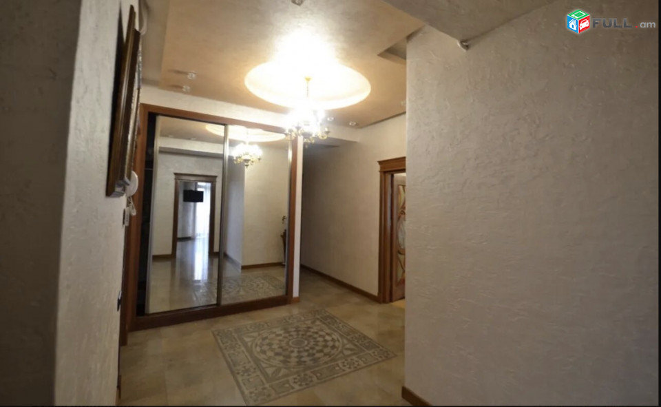 IN0131Վարձով 4 սենյականոց բնակարան նորակառույց շենքում Արամի փողոցում