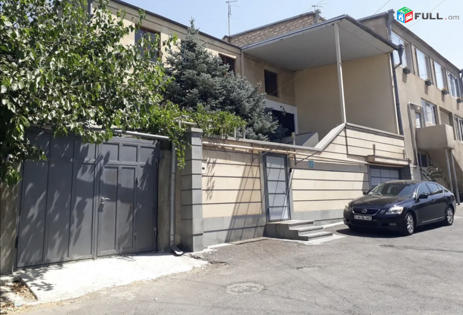 IN0532  Երեք հարկանի քարե տուն Կամարակի փողոցում  Քանաքեռ Զեյթունում