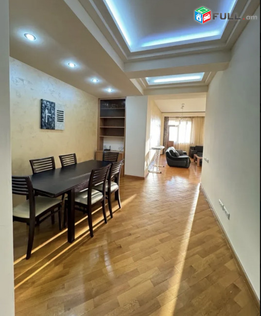 IN0671  Վարձով 3 սենյականոց բնակարան նորակառույց շենքում Ամիրյան փողոցում