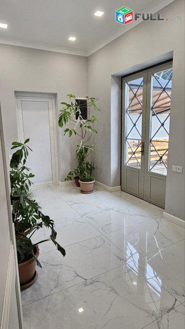 IN0676  Երկու հարկանի քարե տուն Խաչատուր Աբովյանի 6-րդ փողոց 1-ին փակուղիում Առինջում