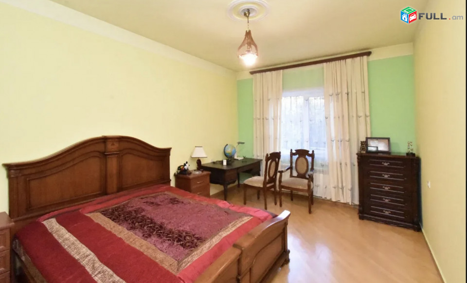 IN0709Չորս հարկանի քարե տուն, Նորքի 6-րդ փողոցի 1-ին նրբանցք Նորք Մարաշում,