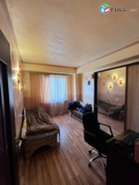4 սենյականոց բնակարան Բրյուսովի փողոցում