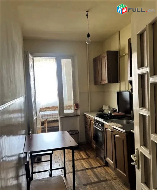 3 Սենյականոց Բնակարան, 81քմ, 8/9 հարկ, Կոսմետիկ Վերանորոգված