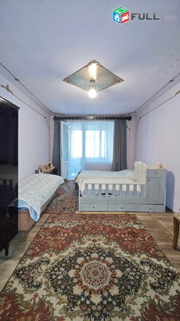 3 Սենյականոց Բնակարան, 78քմ, 2/5 հարկ, Կոսմետիկ Վերանորոգված