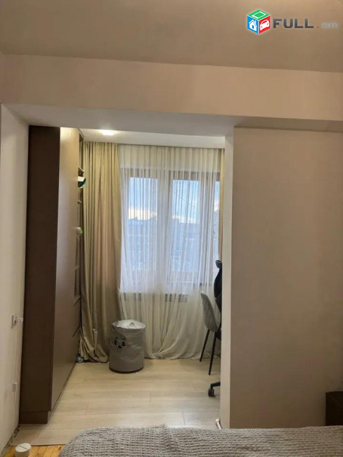 3 սենյականոց բնակարան Ծատուրյան փողոցում