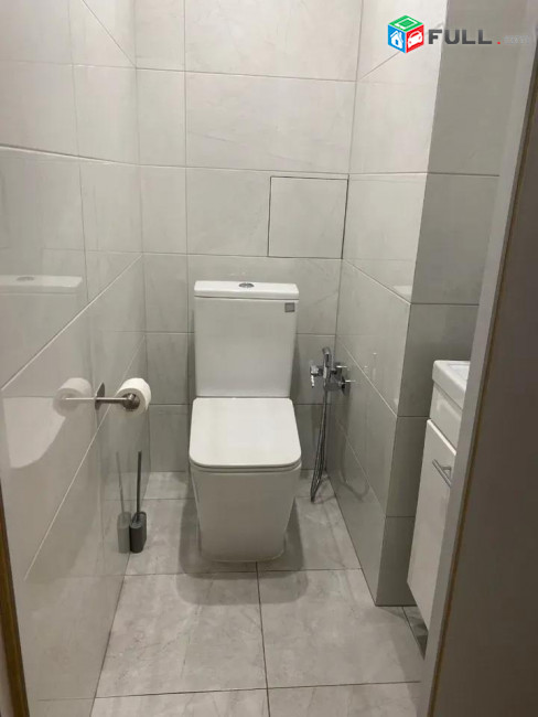 3 սենյականոց բնակարան Ծատուրյան փողոցում