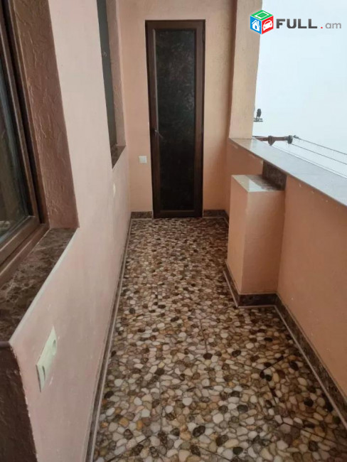 3 սենյականոց բնակարան Գալշոյան փողոցում