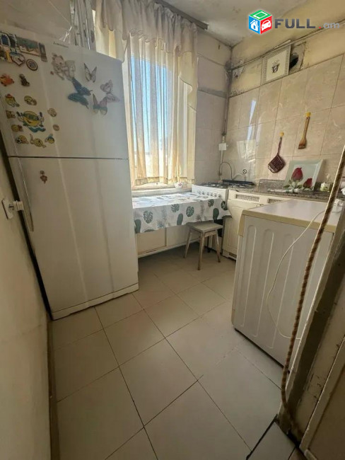 1 Սենյականոց Բնակարան, 31քմ, 4/4 հարկ, Կոսմետիկ Վերանորոգված