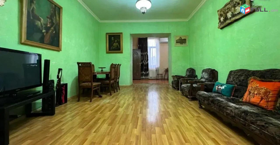 4 Սենյականոց Բնակարան Քարե Շենքում, 80քմ, 3/5 հարկ, Կապիտալ Վերանորոգված