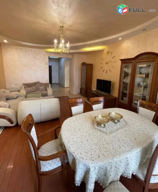 E0003-310/ 3 սենյականոց բնակարան Բաղրամյան պողոտայում։